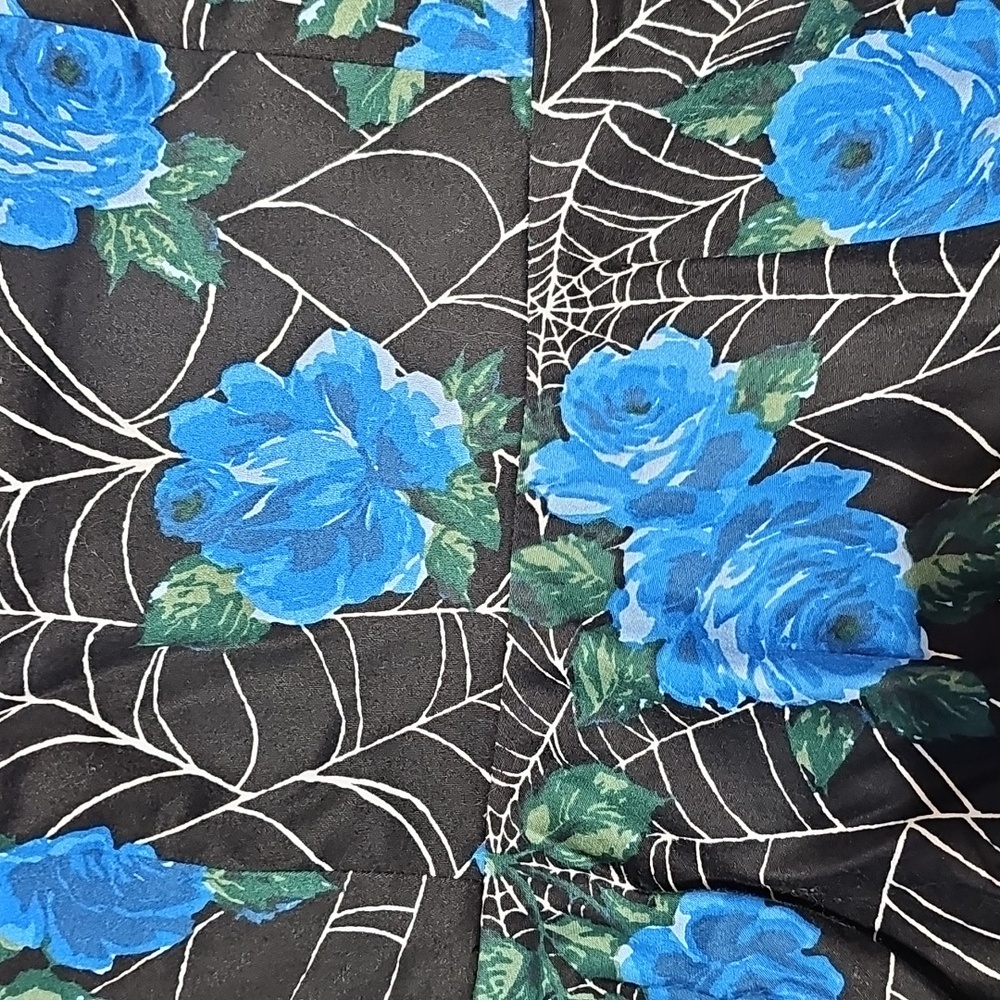 Vixen by Micheline Pitt Black Dress with Blue Floral Pattern - Picture 3 of 3